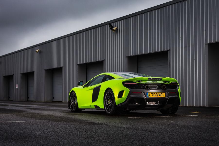  McLaren 675LT 2015 года  (WW) (фото 23 из 39)
